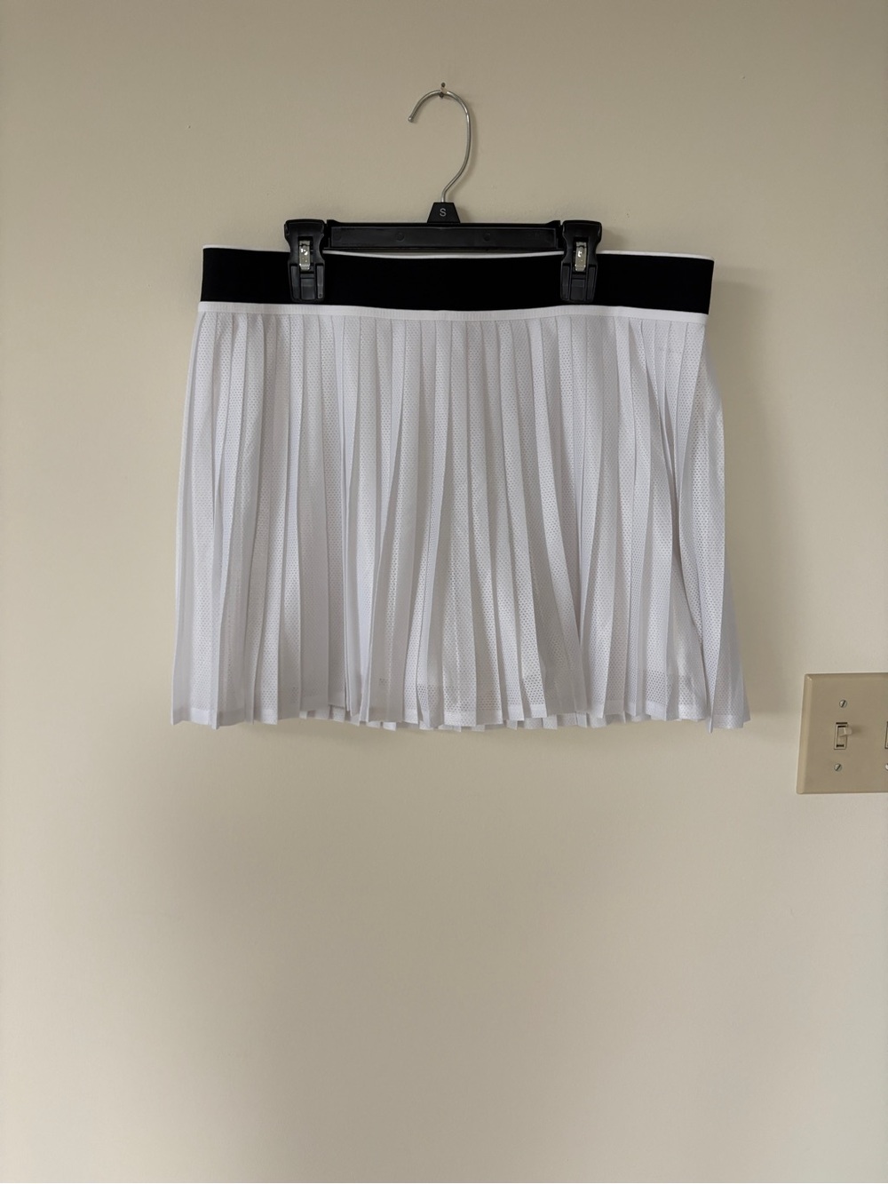 Athleta White Pleated Mini Skirt with Black Waistband